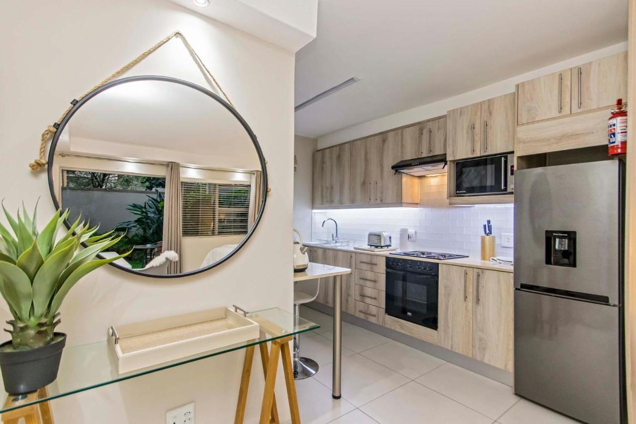 Dunton Guest House Йоганнесбурґ Екстер'єр фото