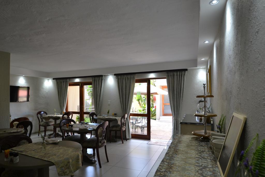 Dunton Guest House Йоганнесбурґ Екстер'єр фото
